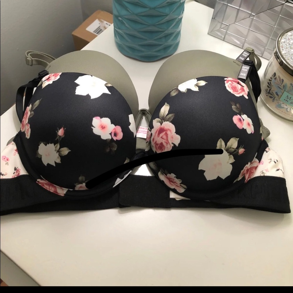 2 NWT VS PINK Super Push Up Bra’s 36B